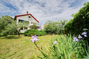 Apartment Ivan, Vrsi